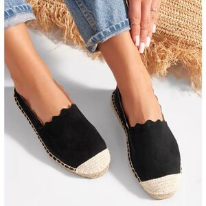 Crown Vintage Brae Espadrille Platform Slip-On Black Suede Scalloped Trim Sz 7.5